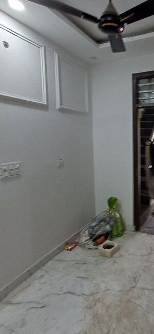 Furnished Amenities in 4 BHK Independent House at Palla – for Sale