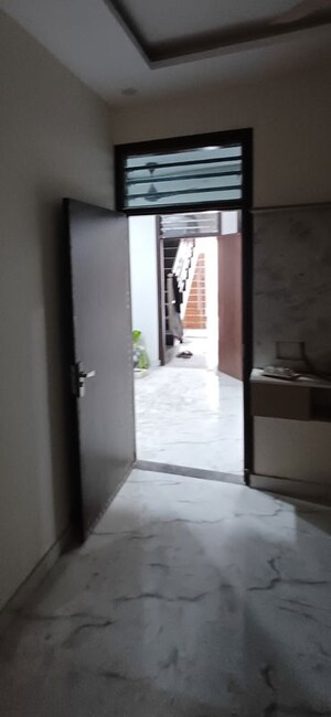 Room in 4 BHK Independent House at Palla – for Sale