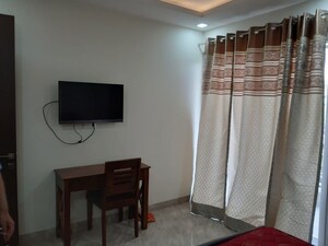Team Area in 3 BHK Builder Floor at Kalkaji – for Rent