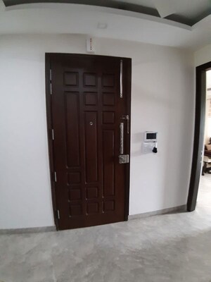Building Lobby in 3 BHK Builder Floor at Kalkaji – for Rent