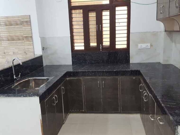 Kitchen, sector 1 2 Bedroom 1420 Sq.Ft. Builder Floor In Sector 1 Gurgaon 10321763