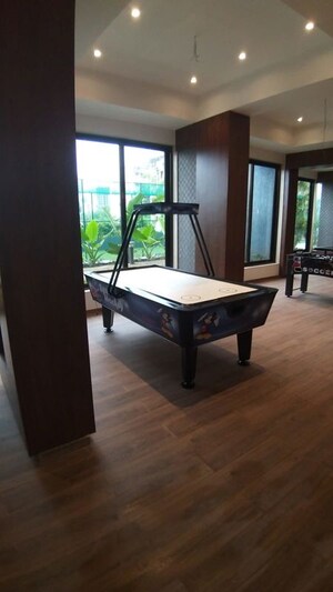 Team Area in 2 BHK Apartment at Jyoti Sukriti, Goregaon East – for Rent