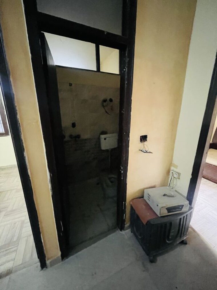 undefined, sector 121 2 Bedroom 1050 Sq.Ft. Builder Floor In Sector 121 Noida 10321792