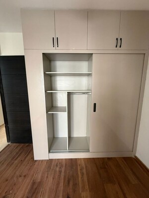 Room in 2.5 BHK Builder Floor at Signature Global Park 4 and 5, Sohna Sector 36 – for Rent