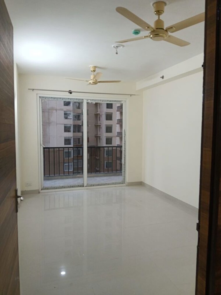 Room, supertech-cape-town 2.5 Bedroom 1150 Sq.Ft. Apartment In Sector 74 Noida 10321812