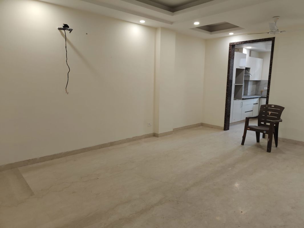 3 BHK + Extra Room Builder Floor For Rent in Rajouri Garden