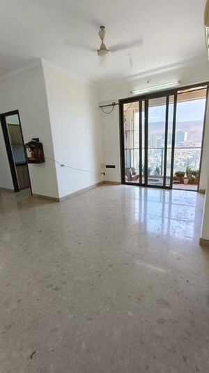 Room in 2 BHK Apartment at Satellite Tower, Goregaon East – for Rent