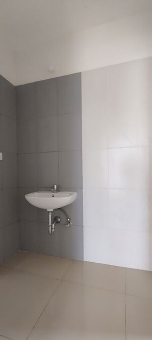 Bathroom in 3 BHK Apartment at Nanded Asawari, Nanded – for Rent