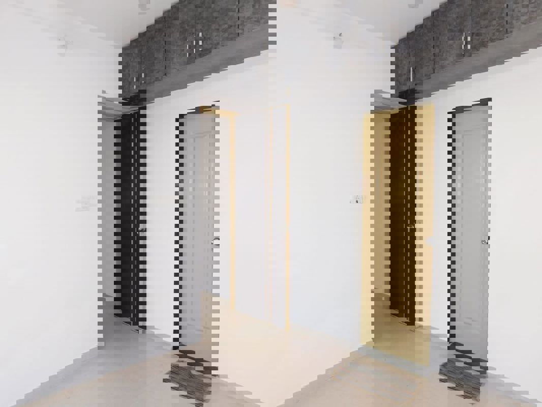 1 BHK + Servant Room 400 Sq.Ft. Apartment in Yashraaj Park