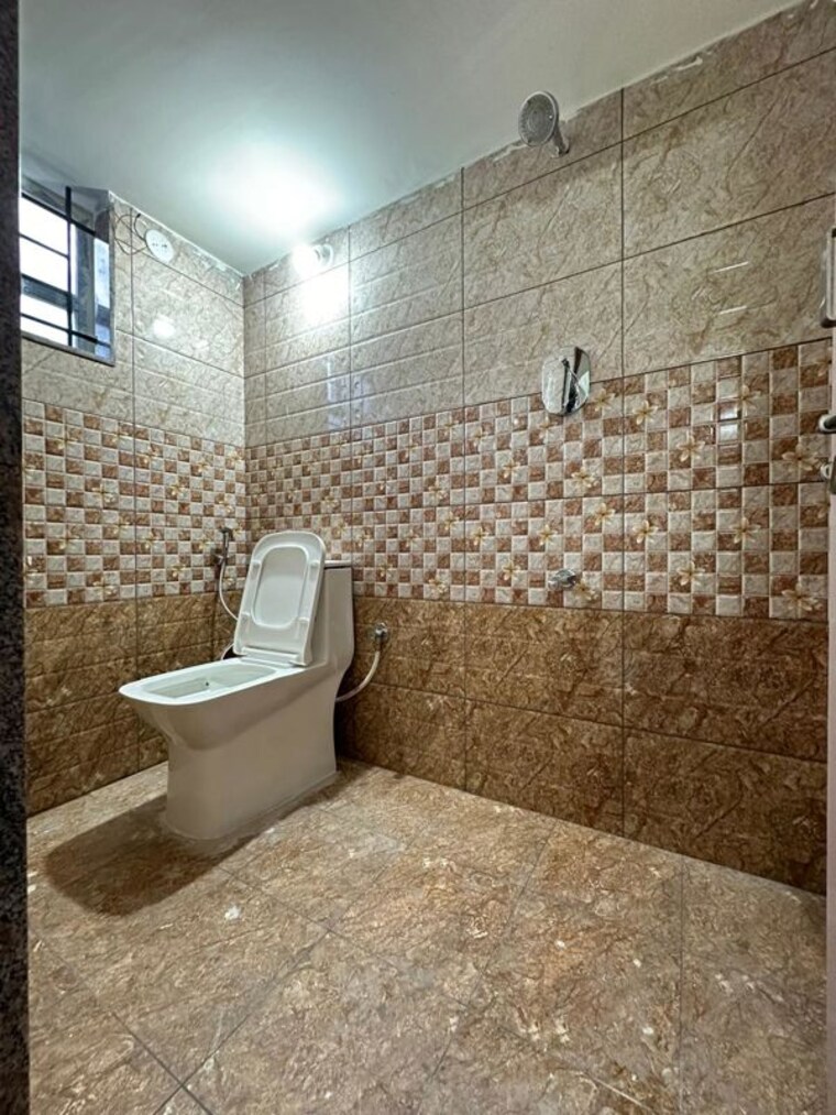 Bathroom, hsr layout 2 Bedroom 1150 Sq.Ft. Builder Floor In Hsr Layout Bangalore 10321885