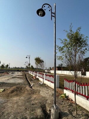   Plot at Gosainganj – for Sale