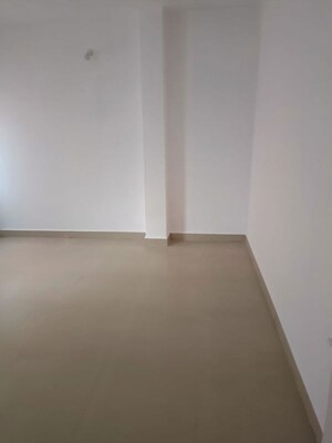 Room in 1 RK Builder Floor at Navale Prestige, Vadgaon Budruk – for Sale