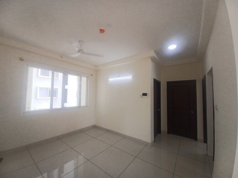 Room, prestige-lakeside-habitat-apartments 3.5 Bedroom 1900 Sq.Ft. Apartment In Gunjur Bangalore 10321944