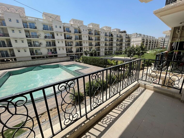 Balcony, signature-global-park 3 Bedroom 1081 Sq.Ft. Apartment In Sohna Sector 36 Gurgaon 10321951