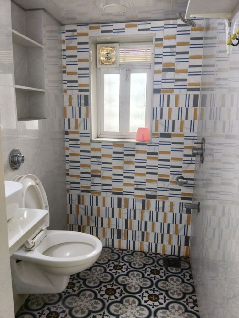 Bathroom, sagar-avenue 2 Bedroom 1000 Sq.Ft. Apartment In Santacruz East Mumbai 10321954