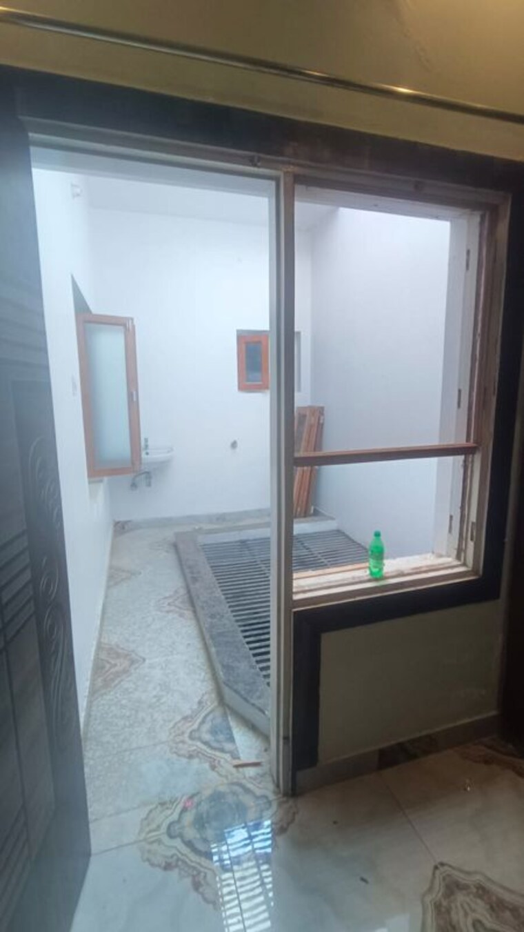 Bathroom, indira nagar 2 Bedroom 1500 Sq.Ft. Builder Floor In Indira Nagar Lucknow 10321963