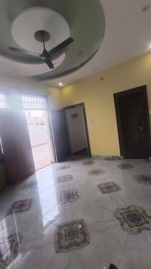 Bedroom in 2 BHK Builder Floor at Indira Nagar – for Rent