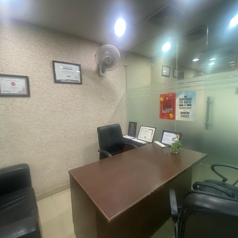 Team Area, ild-trade-centre Commercial Office Space 1000 Sq.Ft. In Tikri Gurgaon 10322005