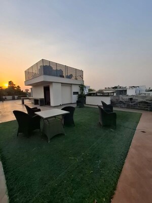 Parking in 4 BHK Builder Floor at Greater Kailash I – for Rent