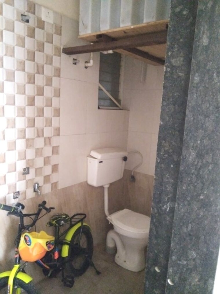 Bathroom, mangalmurthi-heights 2 Bedroom 830 Sq.Ft. Builder Floor In Narhe Pune 10321996
