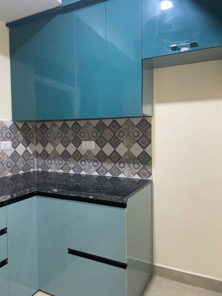 Kitchen, signature-global-park 3 Bedroom 1210 Sq.Ft. Builder Floor In Sohna Sector 36 Gurgaon 10321997