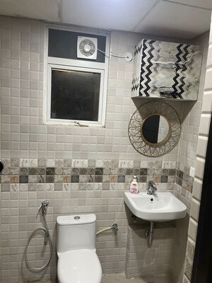 Bathroom in 3 BHK Builder Floor at Signature Global Park, Sohna Sector 36 – for Rent