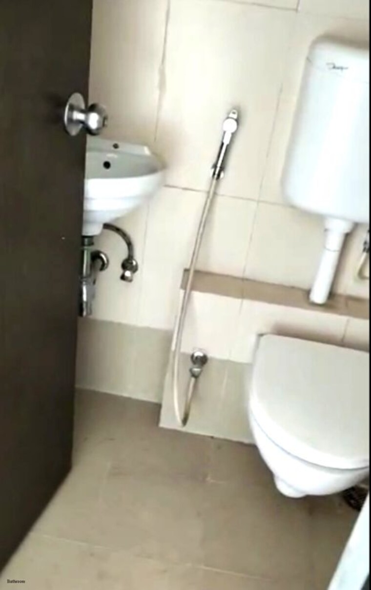 Bathroom, konark-exotica 2 Bedroom 1100 Sq.Ft. Apartment In Wagholi Pune 10321998