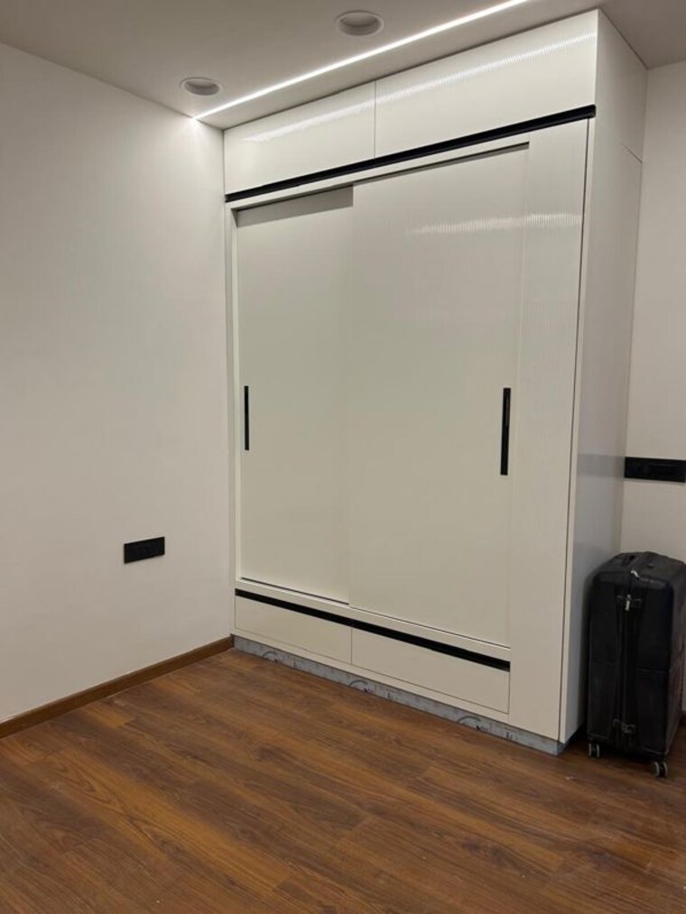 Room, krisumi-waterfall-residences 2 Bedroom 1480 Sq.Ft. Apartment In Sector 36a Gurgaon 10322075