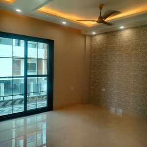 Room in 3 BHK Builder Floor at New Industrial Township 5 – for Rent