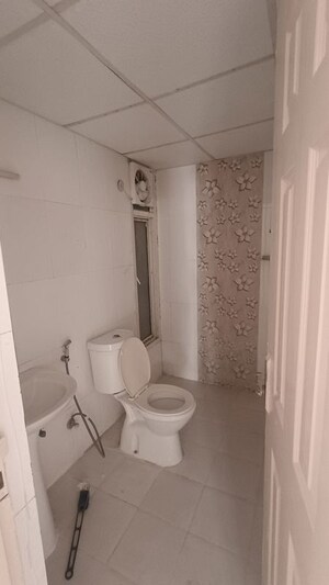 Bathroom in 3 BHK Apartment at Supertech Cape Town, Sector 74 – for Rent