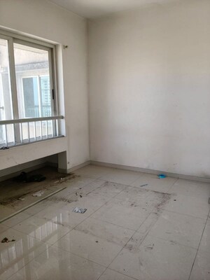 Room in 2 BHK Apartment at Marathon Nexzone, New Panvel – for Sale