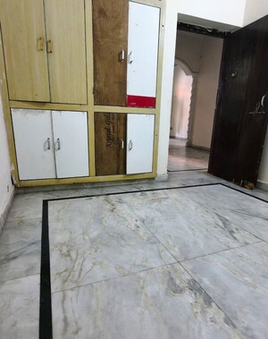 Room in 2 BHK Builder Floor at Indira Nagar – for Rent