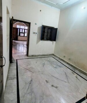 Room in 2 BHK Builder Floor at Indira Nagar – for Rent