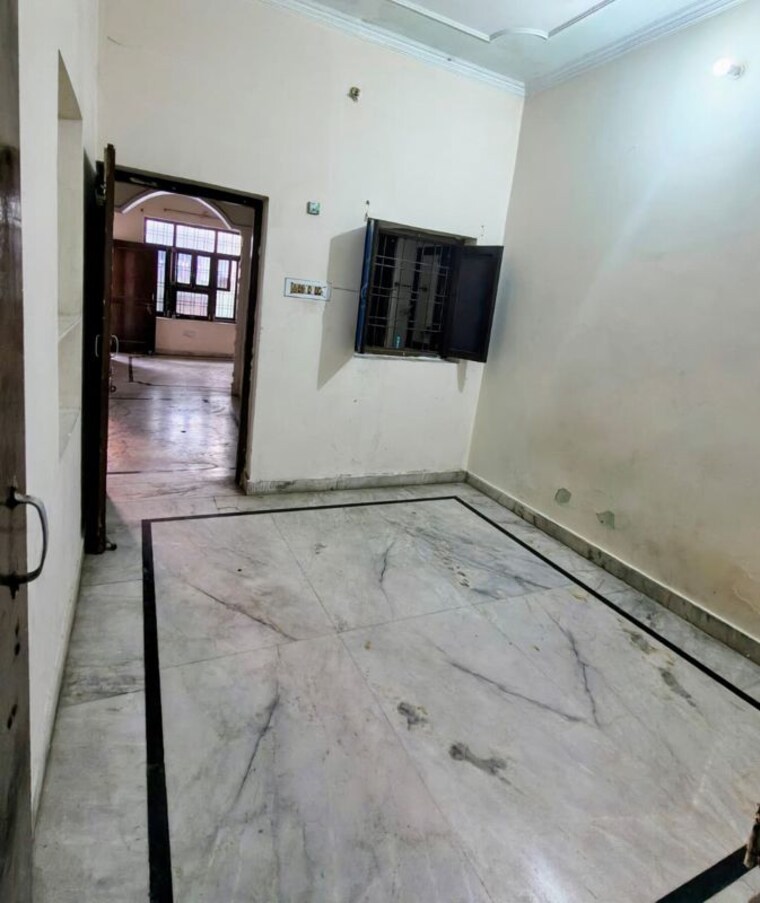 Room, indira nagar 2 Bedroom 1000 Sq.Ft. Builder Floor In Indira Nagar Lucknow 10322157