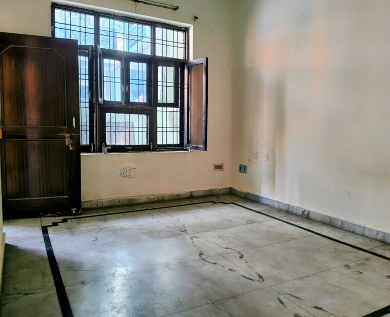 Room, indira nagar 2 Bedroom 1000 Sq.Ft. Builder Floor In Indira Nagar Lucknow 10322157