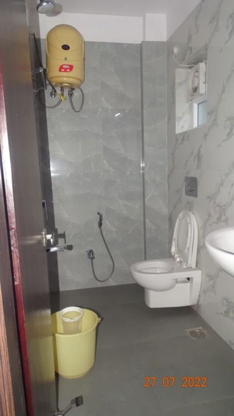 Bathroom, kadru 3 Bedroom 1650 Sq.Ft. Apartment In Kadru Ranchi 10322158