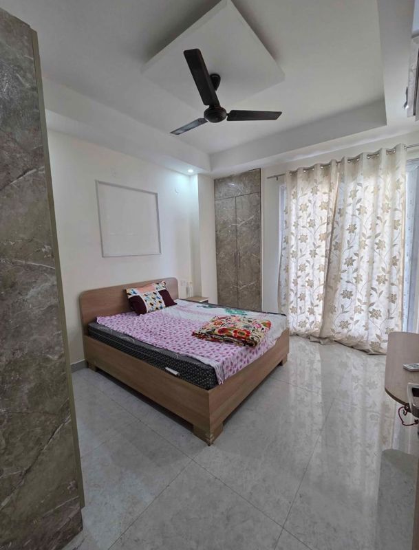 3 BHK + Extra Room Builder Floor For Rent in Sector 15