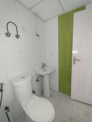 Bathroom in 2 BHK Apartment at Supertech Cape Town, Sector 74 – for Rent