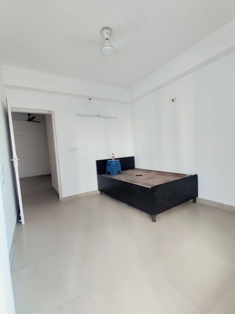 Bedroom, supertech-cape-town 2 Bedroom 930 Sq.Ft. Apartment In Sector 74 Noida 10322149