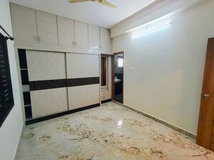Room in 2.5 BHK Builder Floor at Hsr Layout – for Rent