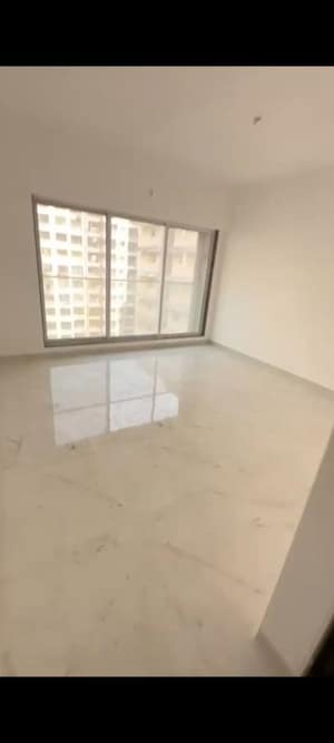 Room in 4 BHK Apartment at LK Umang Heights, Andheri West – for Sale