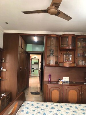 Furnished Amenities in 2 BHK Apartment at Rag Megh Malhar, Goregaon East – for Rent