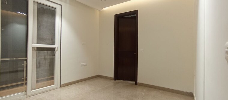 Room, east of kailash 3 Bedroom 1125 Sq.Ft. Builder Floor In East Of Kailash Delhi 10322217