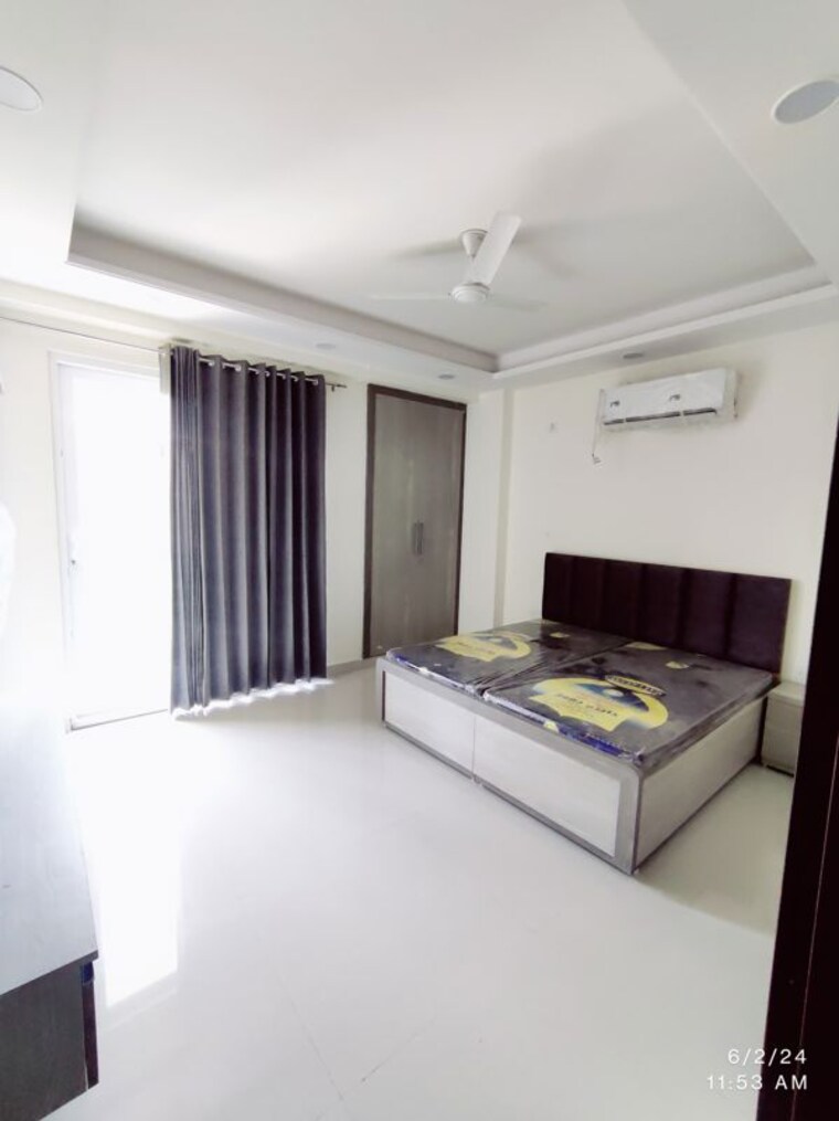 Bedroom, sector 15 2 Bedroom 1500 Sq.Ft. Builder Floor In Sector 15 Gurgaon 10322207