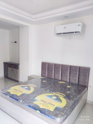 Bedroom in 2 BHK Builder Floor at Sector 15 – for Rent