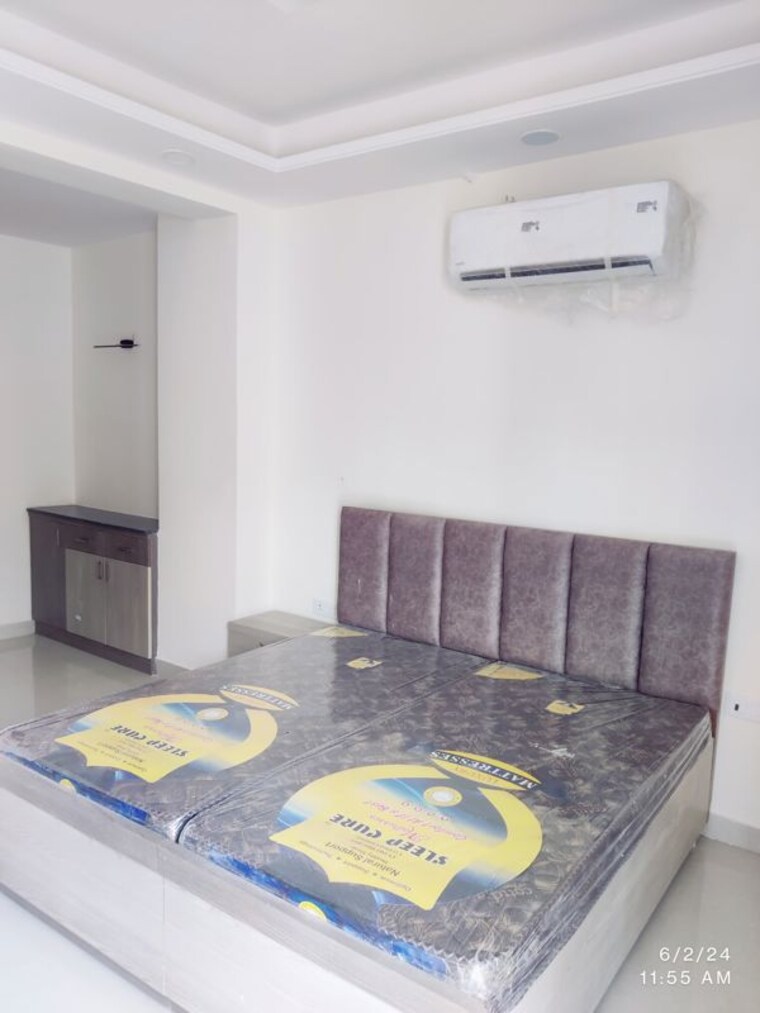 Bedroom, sector 15 2 Bedroom 1500 Sq.Ft. Builder Floor In Sector 15 Gurgaon 10322207