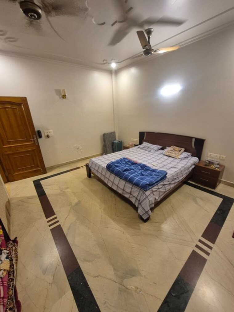 Bedroom, sector 15 2 Bedroom 1500 Sq.Ft. Builder Floor In Sector 15 Gurgaon 10322207