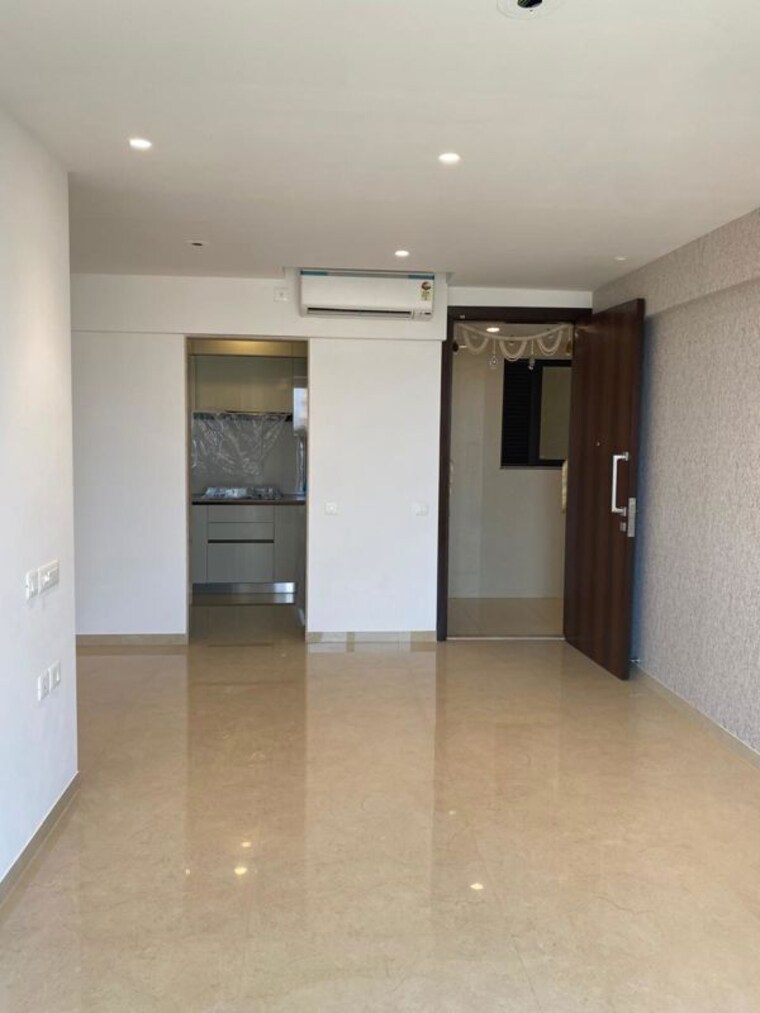 Room, hiranandani-highland 1 Bedroom 550 Sq.Ft. Apartment In Powai Mumbai 10322229