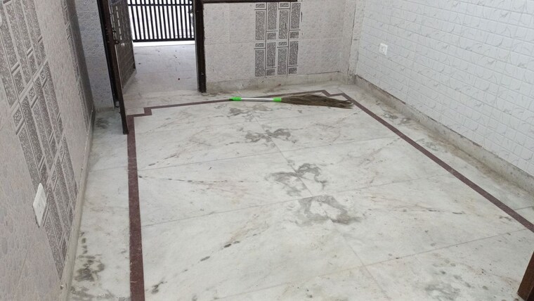 Room, vaishali sector 2 2 Bedroom 965 Sq.Ft. Builder Floor In Vaishali Sector 2 Ghaziabad 10322232