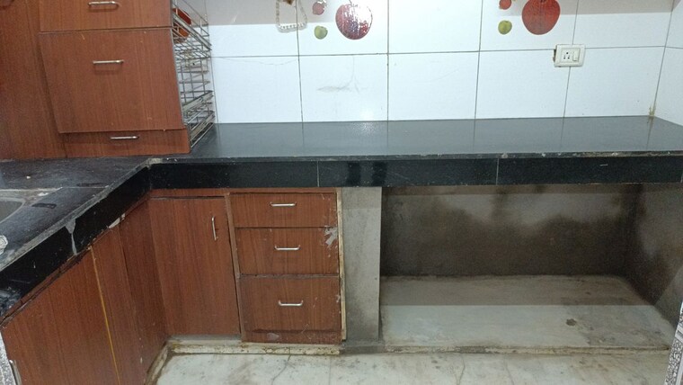 Kitchen, vaishali sector 2 2 Bedroom 965 Sq.Ft. Builder Floor In Vaishali Sector 2 Ghaziabad 10322232